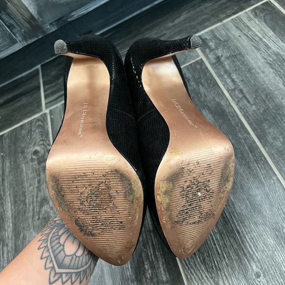 BCBGeneration Black Leather Heels - Picture 8 of 9